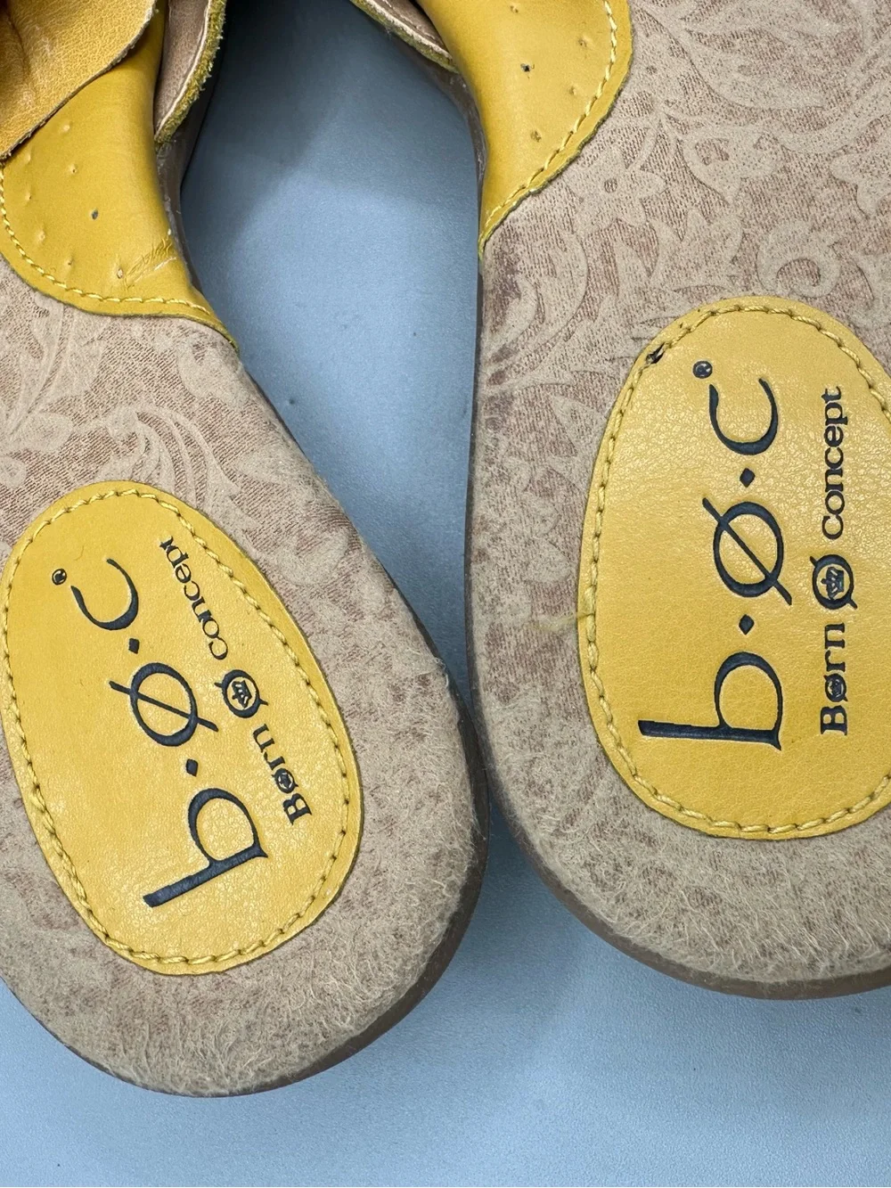 BOC Born Concept Leather Flower Slide Sandal Boho-Chic Women 7 Vibrant Mustard